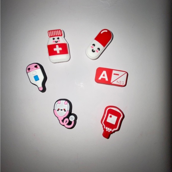 Croc charm Nursing Set - Picture 1 of 1